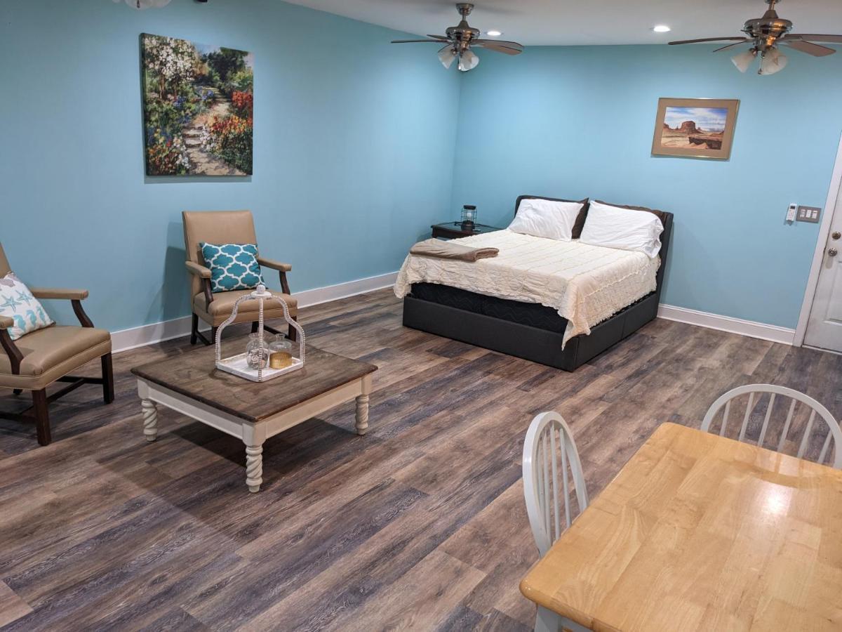 Cozy Studio With Movie Theater, Beach 5 Min Away Hotel Morehead City Exterior photo