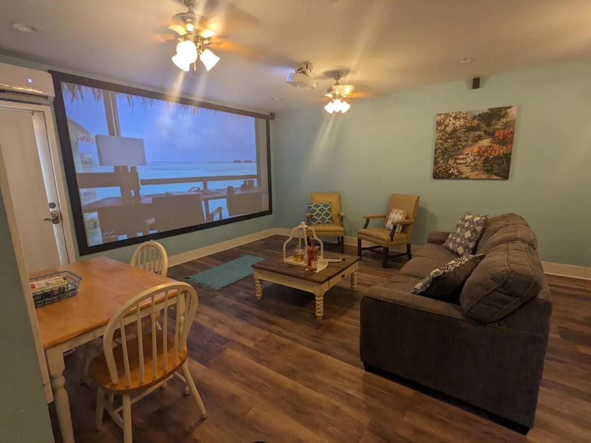 Cozy Studio With Movie Theater, Beach 5 Min Away Hotel Morehead City Exterior photo